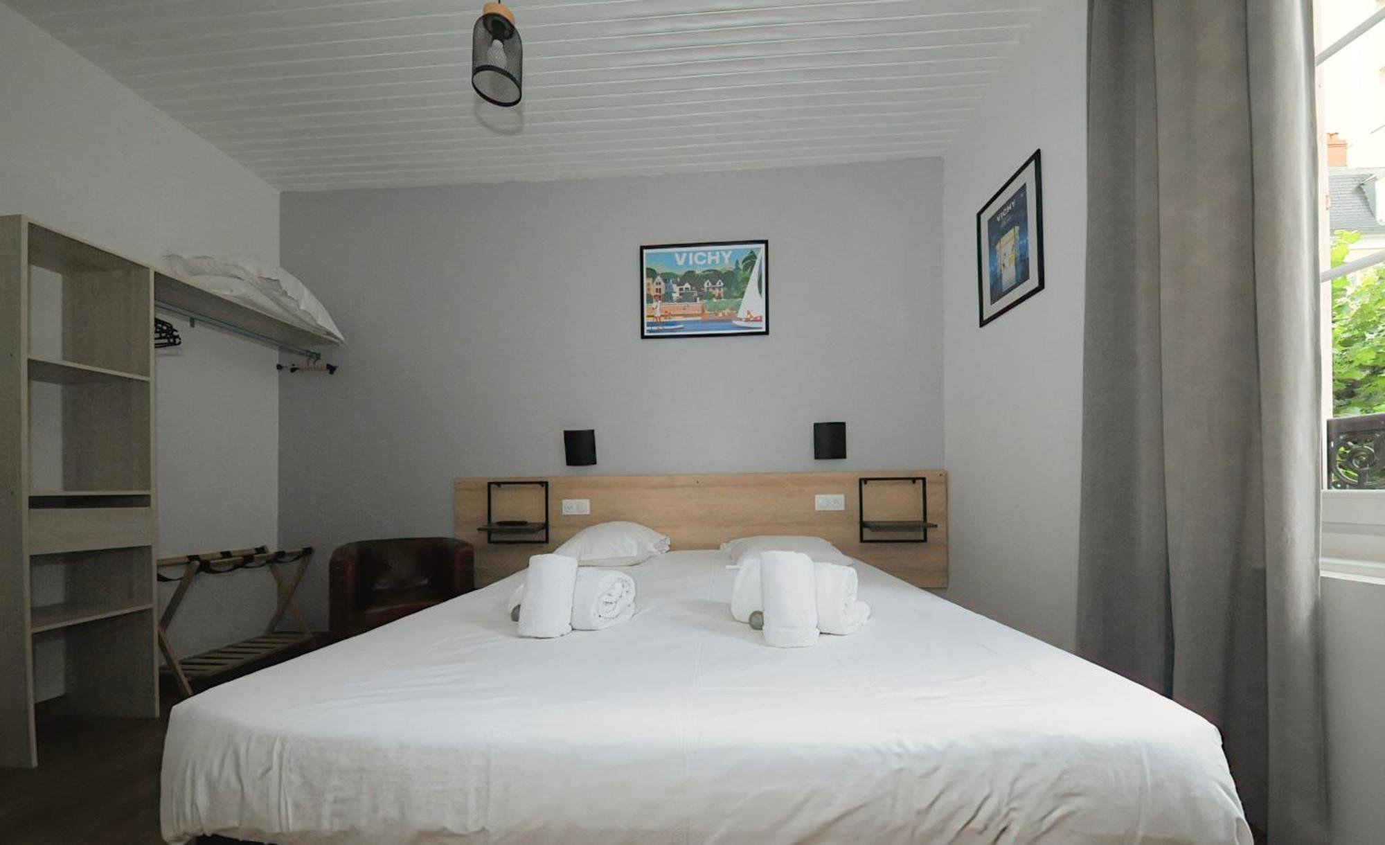 Hotel & Restaurant Le Patio Віші Екстер'єр фото