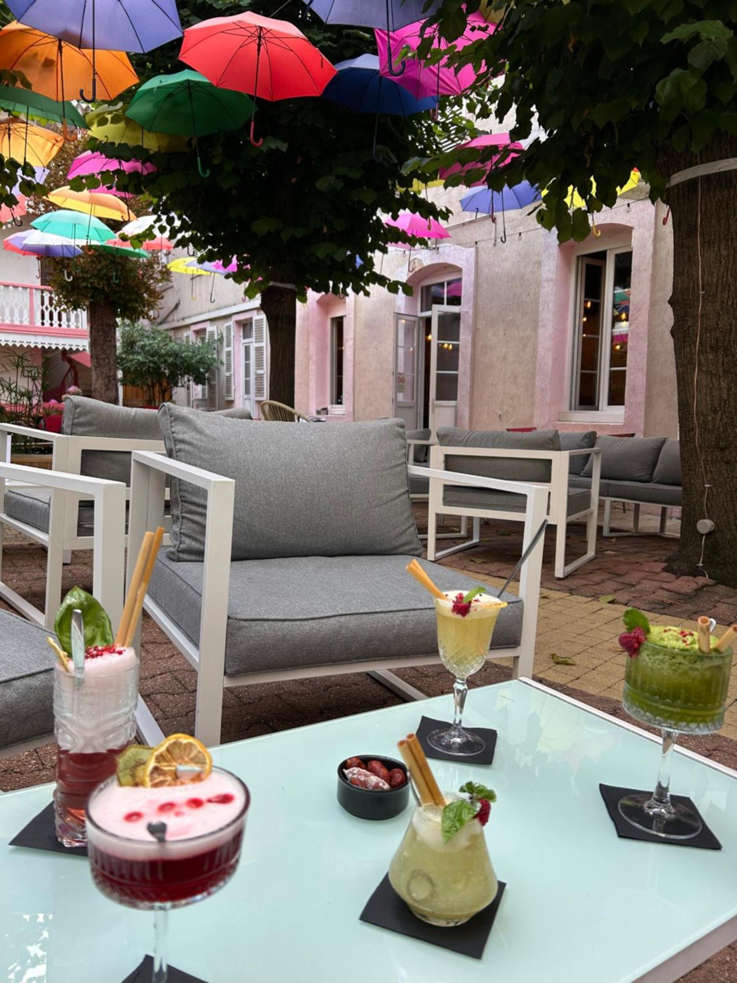 Hotel & Restaurant Le Patio Віші Екстер'єр фото